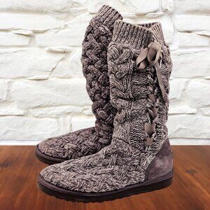 UGG Mahalya Knit Boots Women’s Size 10 | Cable Knit Mid-Calf Winter Boots
